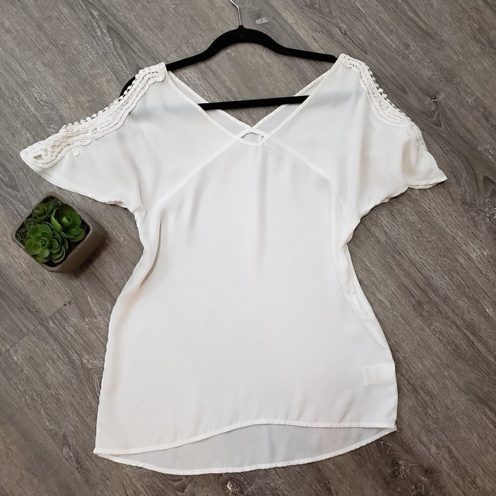 Temperance Aritzia Cold Shoulder Popover Blouse XS